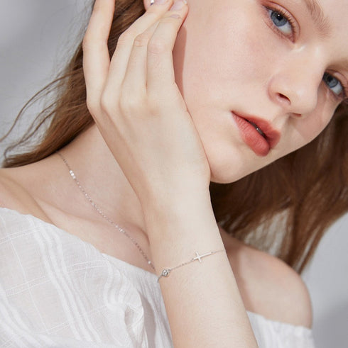 0.30 CT Cross Round Cut Diamond Bracelet (Silver)