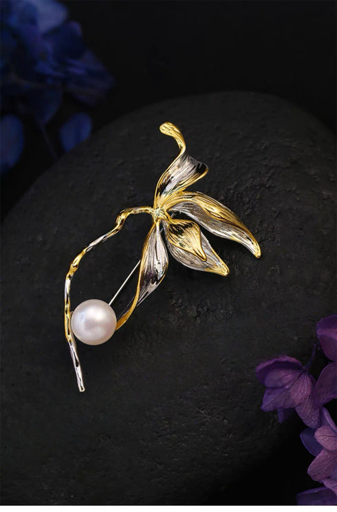 Floral Freshwater Pearl Brooch