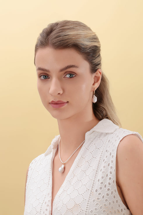 Baroque Pearl Leather Cord Necklace - May-Lynn