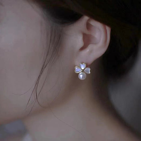 Clover Leaf Mother-of-Pearl Earrings with Freshwater Pearls