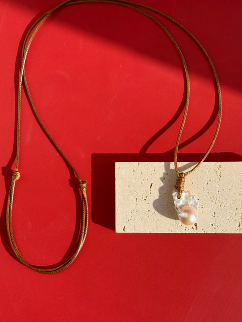 Baroque Freshwater Pearl Pendant Knotted Leather Necklace