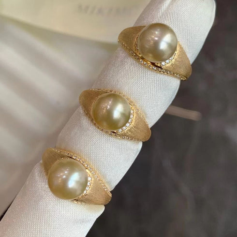 Golden South Sea Pearl Matte Ring – Gold Vermeil