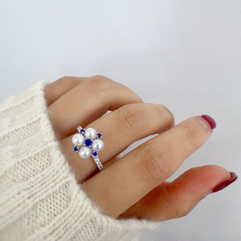 Vivid Blue Zirconia Pearl Flower Ring – Sterling Silver