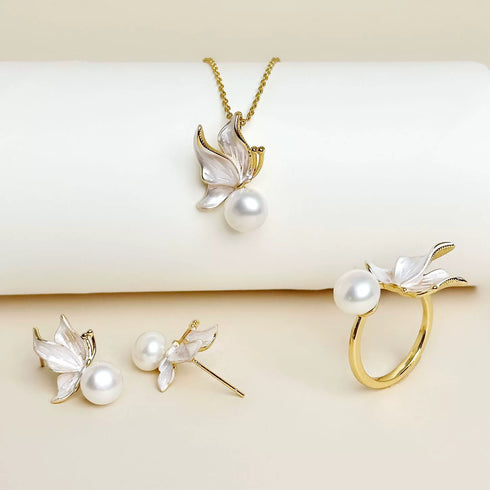 Butterfly Freshwater Pearl Necklace