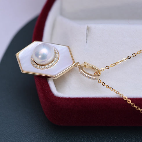 Rhombus Mother of Pearl Necklace with Pearl & Zirconia