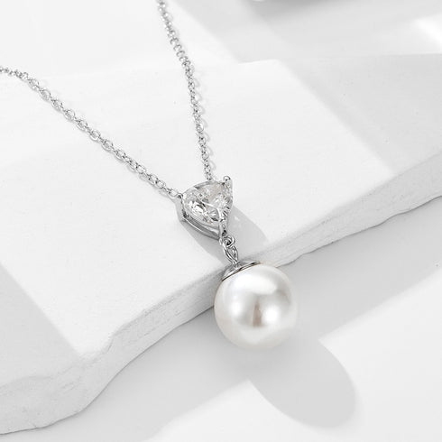 Heart CZ & Freshwater Pearl Pendant Necklace – Gold Vermeil on Sterling Silver