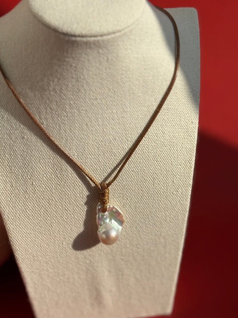Baroque Freshwater Pearl Pendant Knotted Leather Necklace