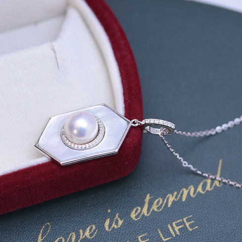 Rhombus Mother of Pearl Necklace with Pearl & Zirconia