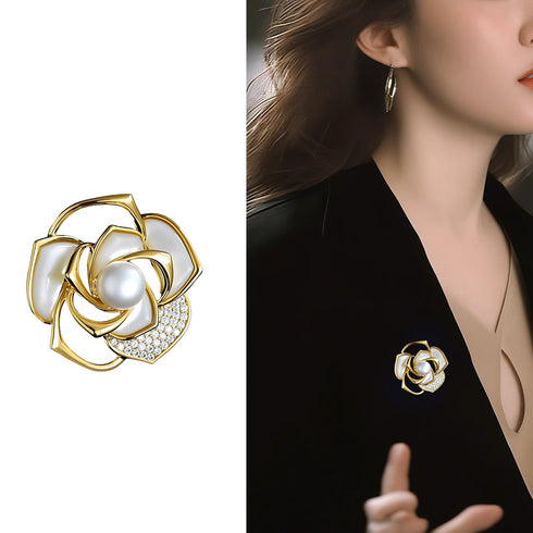 Camellia Floral Pearl Brooch – Elegant and Timeless