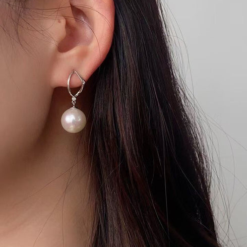 Modern Freshwater Pearl Drop Earrings