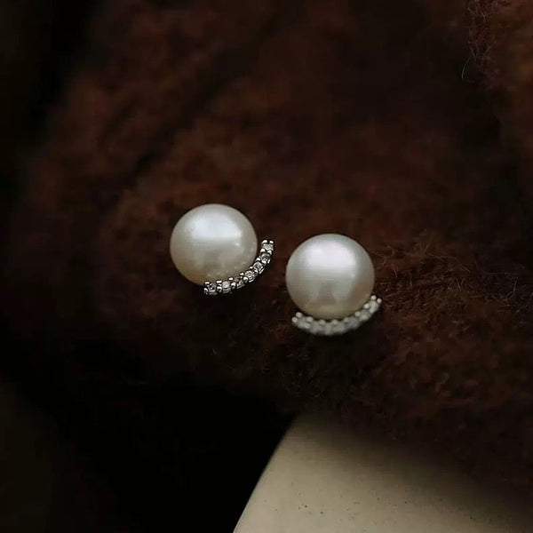 Zirconia Line Freshwater Pearl Stud Earrings