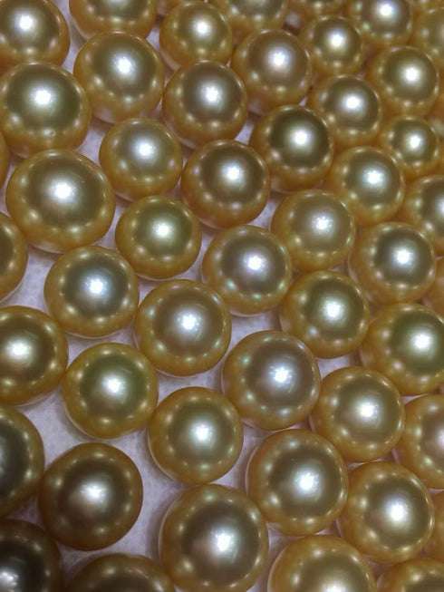 Vintage Milk-Drop Golden South Sea Pearl 18K Gold Pendant Necklace