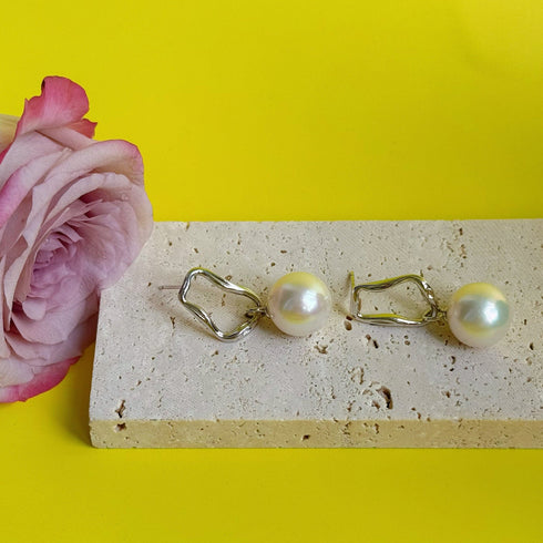 Power Pearl Large Stud Earrings - Sterling Silver