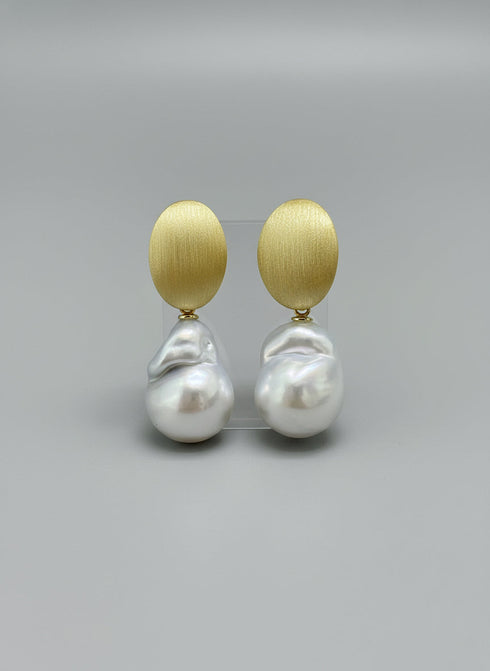 White Baroque Pearl Brushed Gold Oval Drop Earrings - Gold Vermeil