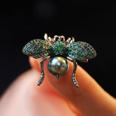 Black Pearl Bee Brooch