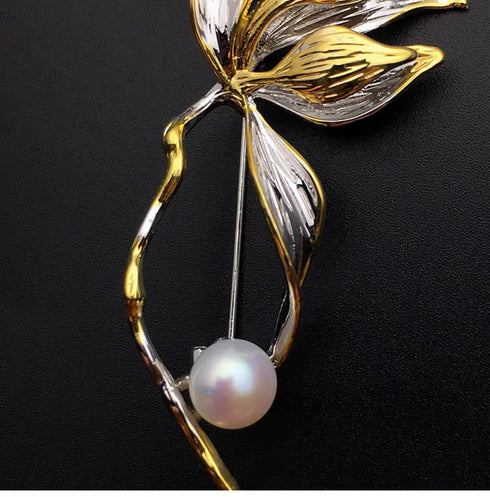 Floral Freshwater Pearl Brooch