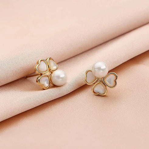 Clover Leaf Mother-of-Pearl Earrings with Freshwater Pearls