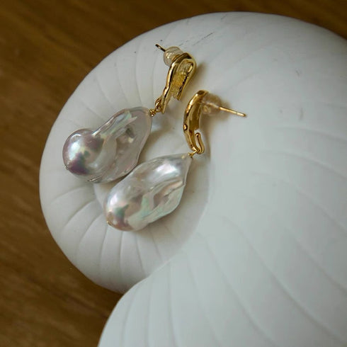 Arty Draw Baroque Pearl Earrings - Gold Vermeil / Sterling Silver