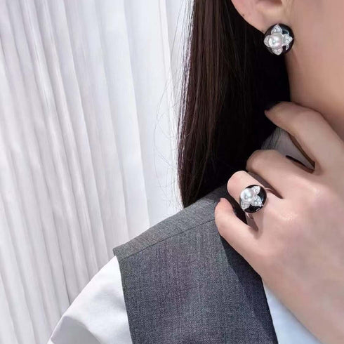 Vintage Black Floral Pearl Stud Earrings / Ring / Necklace – Sterling Silver / Gold Vermeil