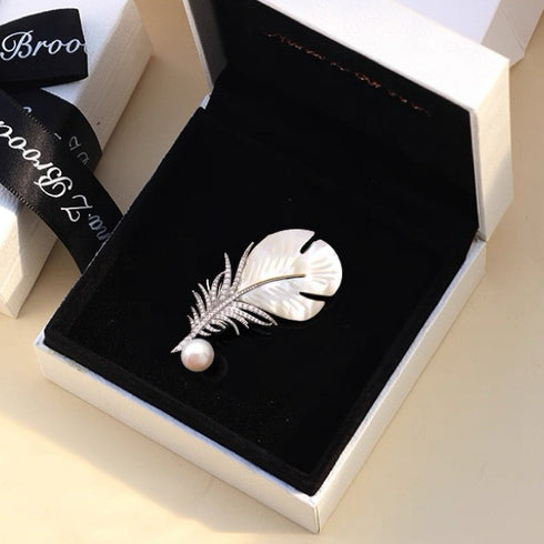 Feather Freshwater Pearl Brooch