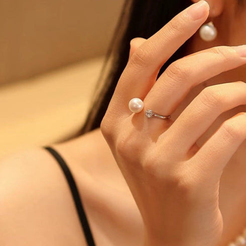 Freshwater Pearl & Zirconia Open Ring