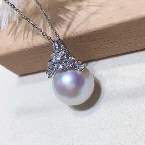 Ice Queen Zirconia Pearl Pendant Necklace - Silver / Gold