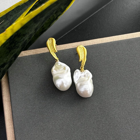 Arty Draw Baroque Pearl Earrings - Gold Vermeil / Sterling Silver