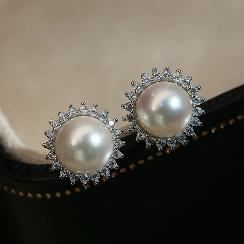 Sunflower Akoya Pearl Stud Earrings – 18K Gold Vermeil / Sterling Silver