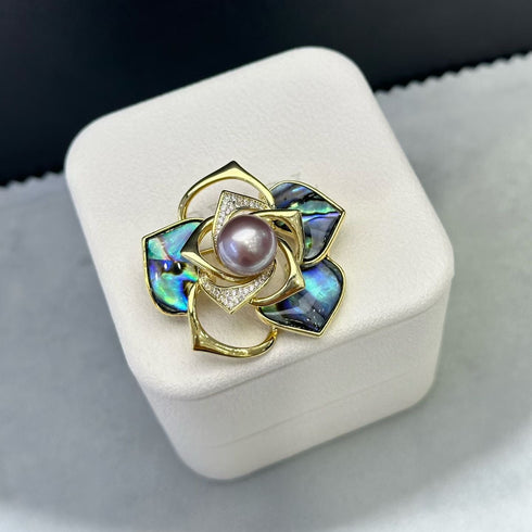 Camellia Floral Pearl Brooch – Elegant and Timeless