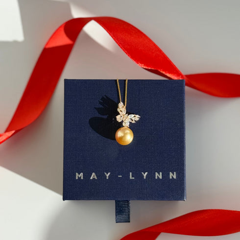 Butterfly Pearl Pendant Necklace – Gold Vermeil, Elegant & Modern