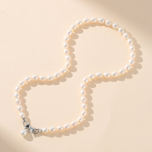 Luxe Bow Pearl Pendant Necklace