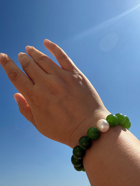 Jade Green 12–13mm Freshwater Pearl & Jade Green Bracelet