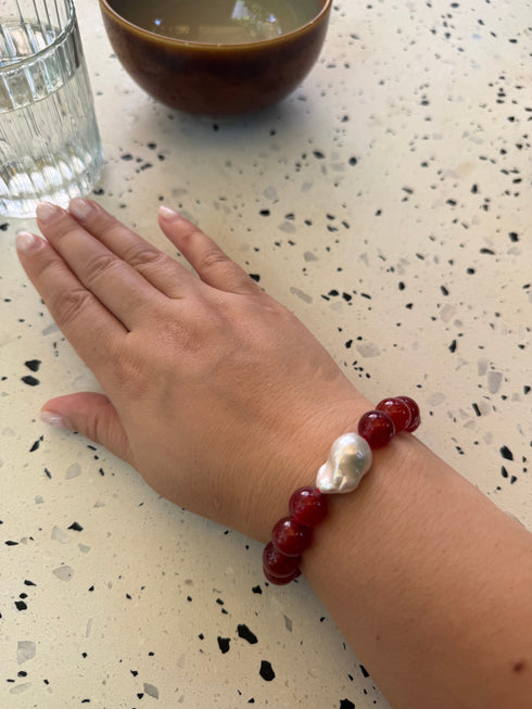 Red Agate Baroque Pearl Bracelet