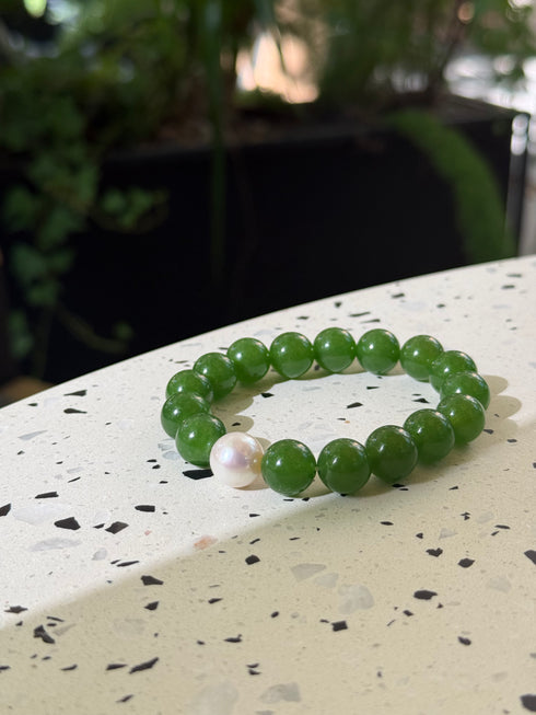 Jade Green 12–13mm Freshwater Pearl & Jade Green Bracelet