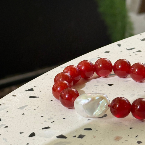 Red Agate Baroque Pearl Bracelet