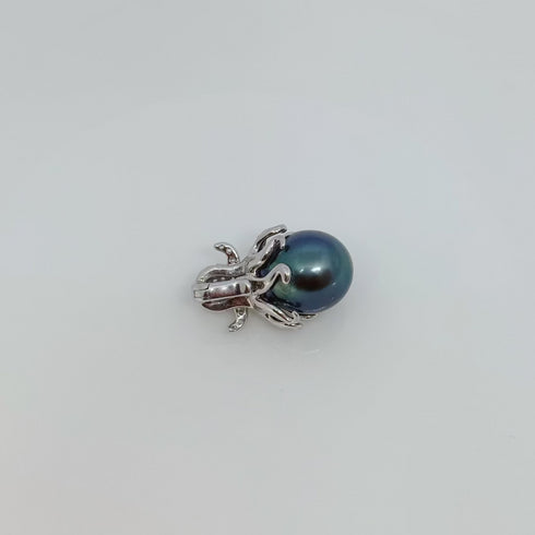 Squid Tahitian Pearl Pendant – Fun Jewelry in Sterling Silver