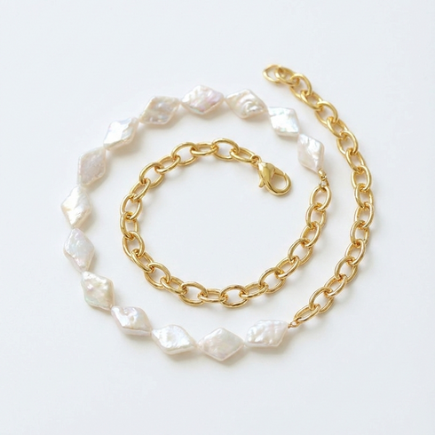 Rhombic Freshwater Baroque Pearl Gold Chain Necklace – Gold Plated
