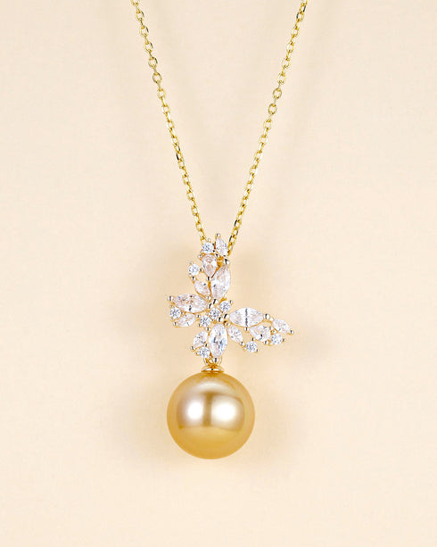 Butterfly Pearl Pendant Necklace – Gold Vermeil, Elegant & Modern