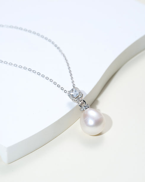 Rectangle Cubic Zirconia Pearl Pendant Necklace
