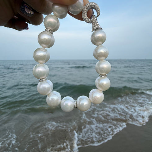 11-13mm Large Pearl Bracelet - Chic Timeless Elegance