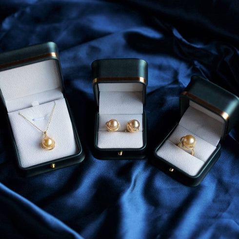 Rose Elegance Golden South Sea Pearl Set