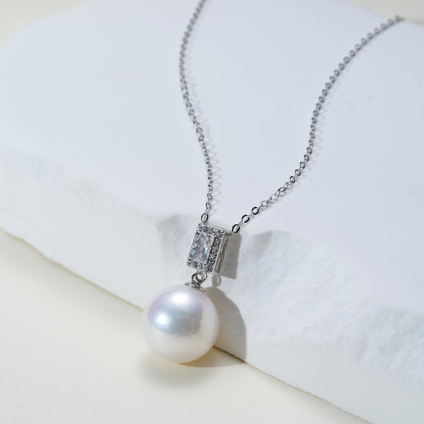 12–13mm Freshwater Pearl Geometric Zircon Pendant Necklace
